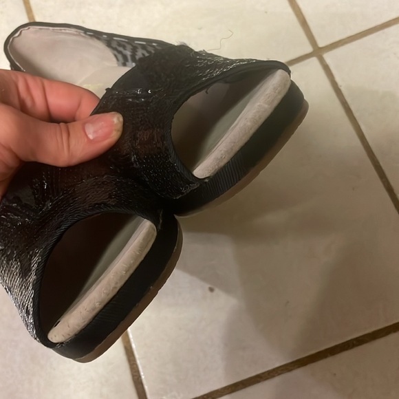 Toms woman’s 7M black sequin wedge shoes heels - Picture 3 of 6